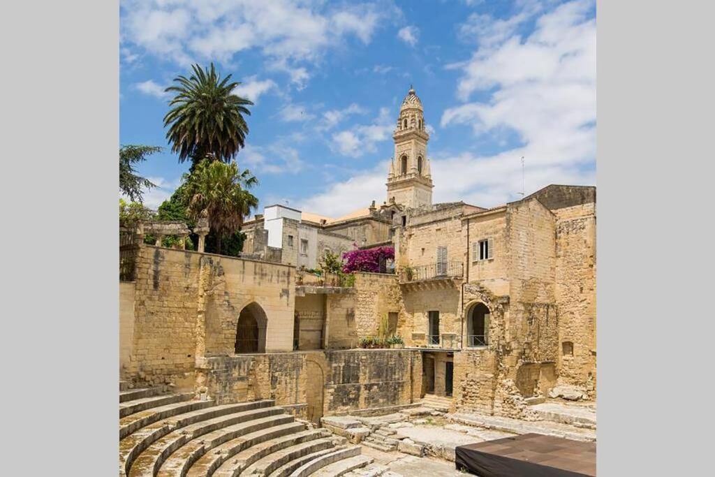 Designer Apartment Lecce Exterior photo