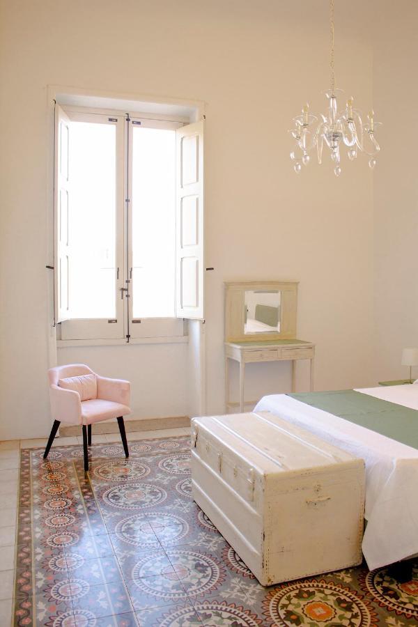 Designer Apartment Lecce Exterior photo