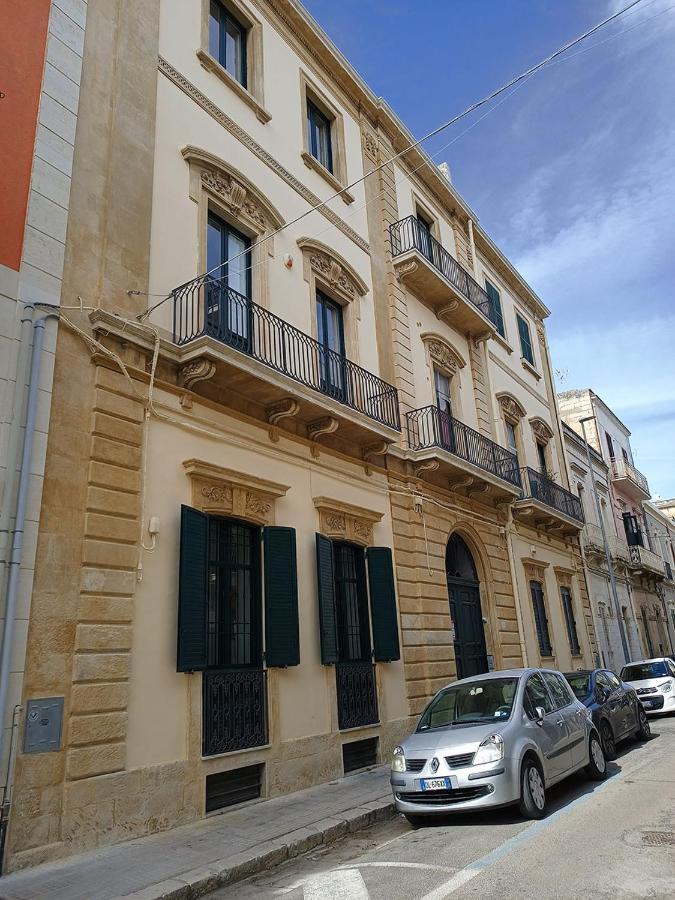 Designer Apartment Lecce Exterior photo